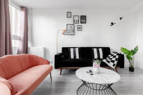 3BR Off A13 , Sleeps 7, 2mins to Langdon DLR,Free Parking